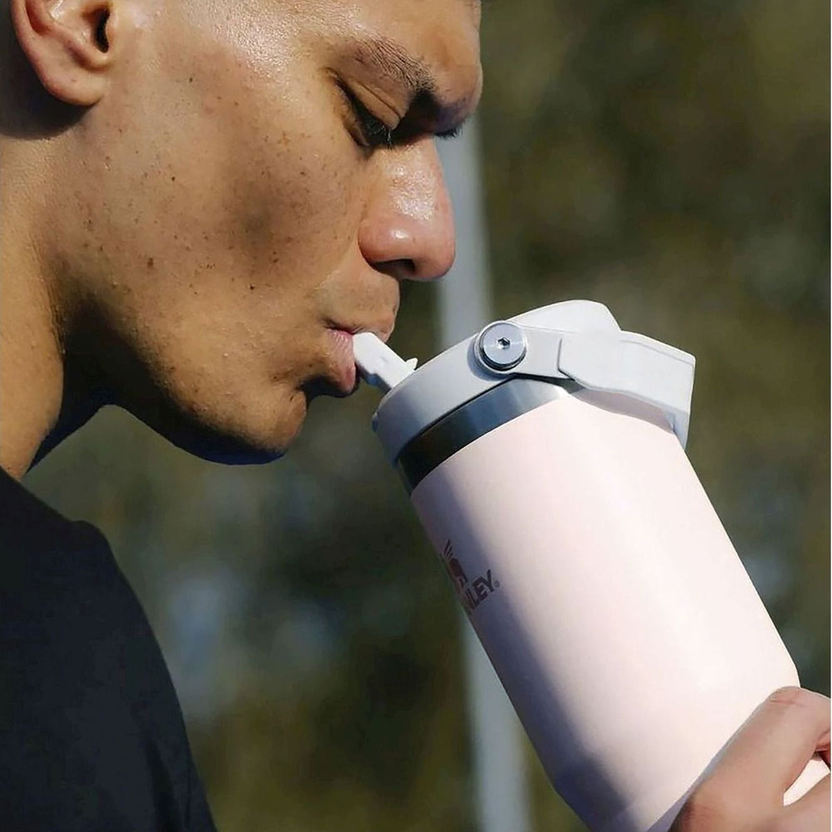 IceFlow Flip Straw Tumbler 0.89L