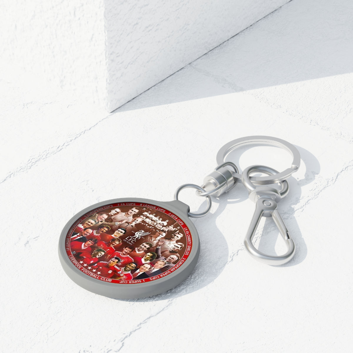 Liverpool FC Legends Keyring Tag – Vintage Squad Photo Metal Keychain