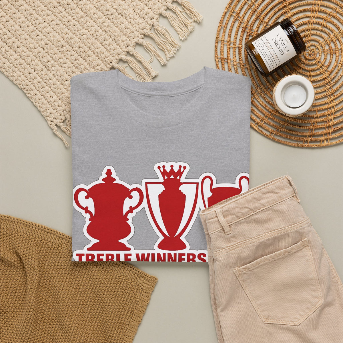 Manchester United Treble Winners 1999 Trophy Graphic Cotton T-Shirt