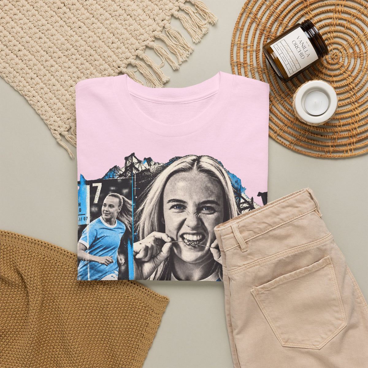 Beth Mead Unisex Heavy Cotton Tee