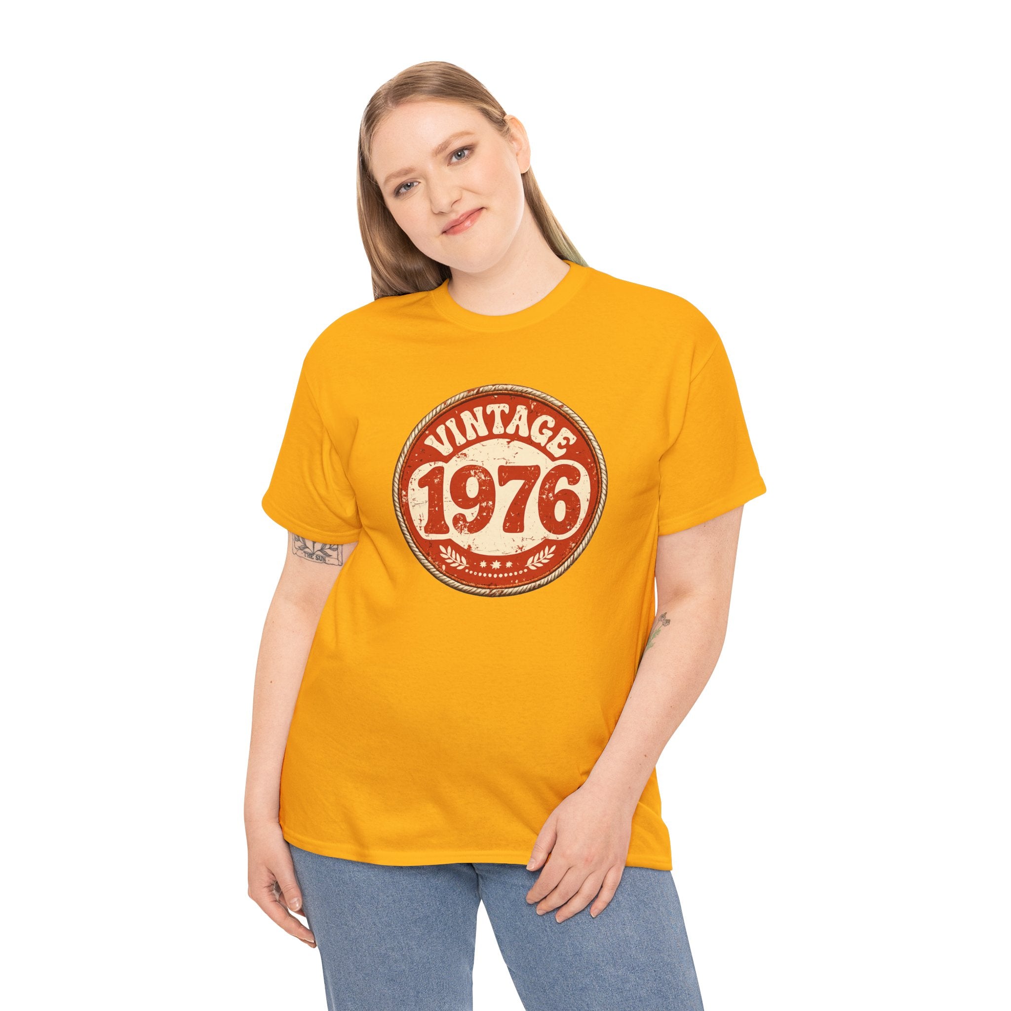 1976 Vintage Tee — Retro Birthday Shirt for 1976 Born