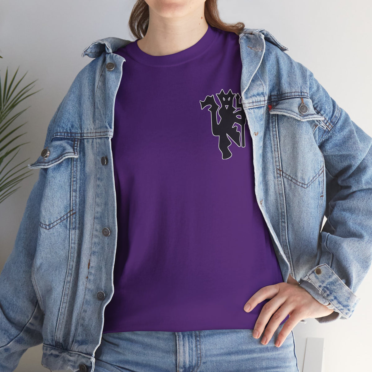 Manchester United Devil Cotton T-Shirt – Retro Trident Football Crest Tee