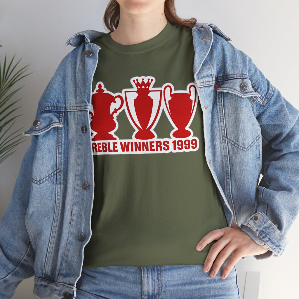 Manchester United Treble Winners 1999 Trophy Graphic Cotton T-Shirt
