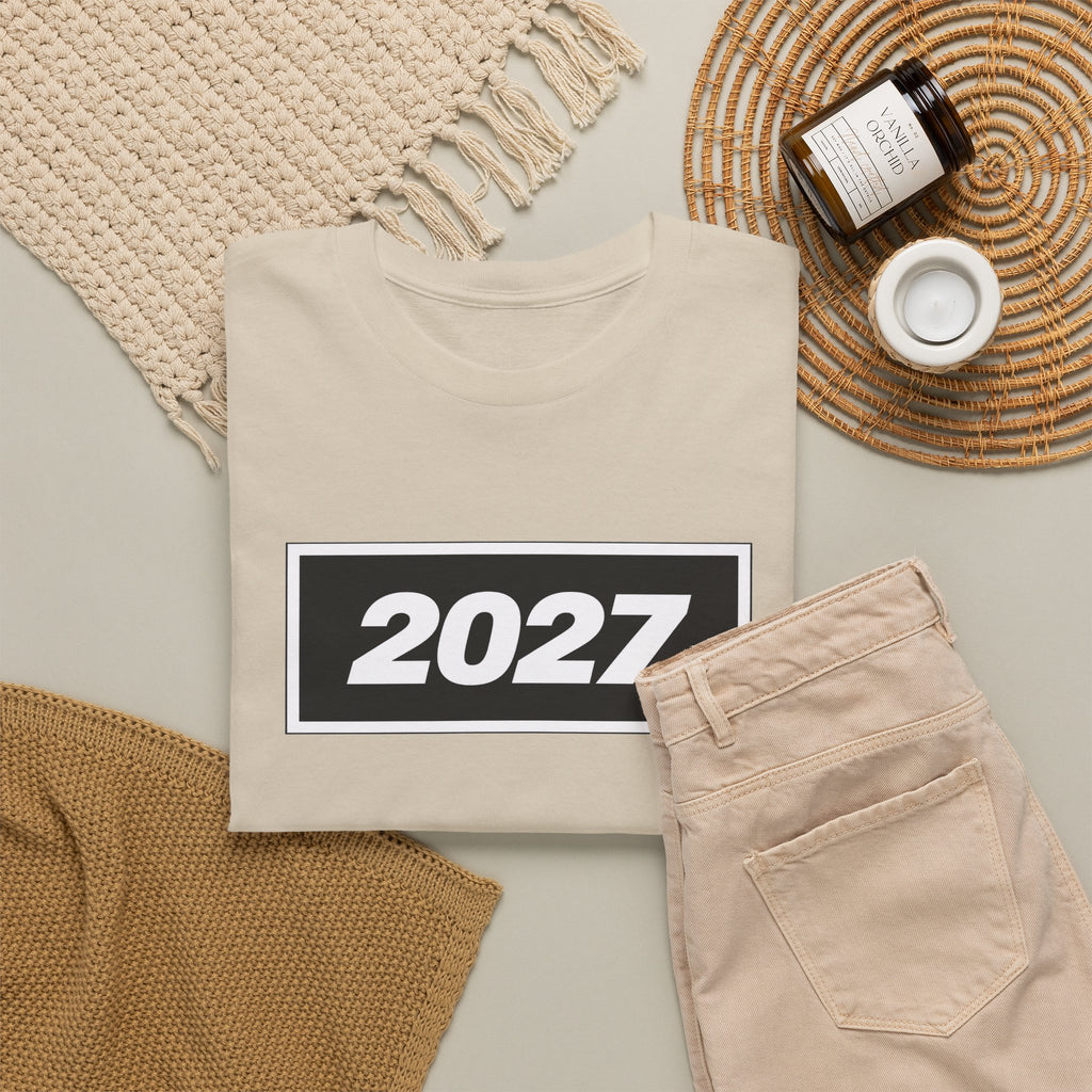 Oasis Inspired 2027 Graphic Tee — Minimal Year Rectangle T‑Shirt for New Year Celebrations
