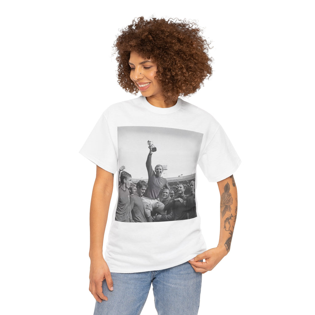 1966 World Cup Winners England Vintage Soccer Team Photo T-Shirt
