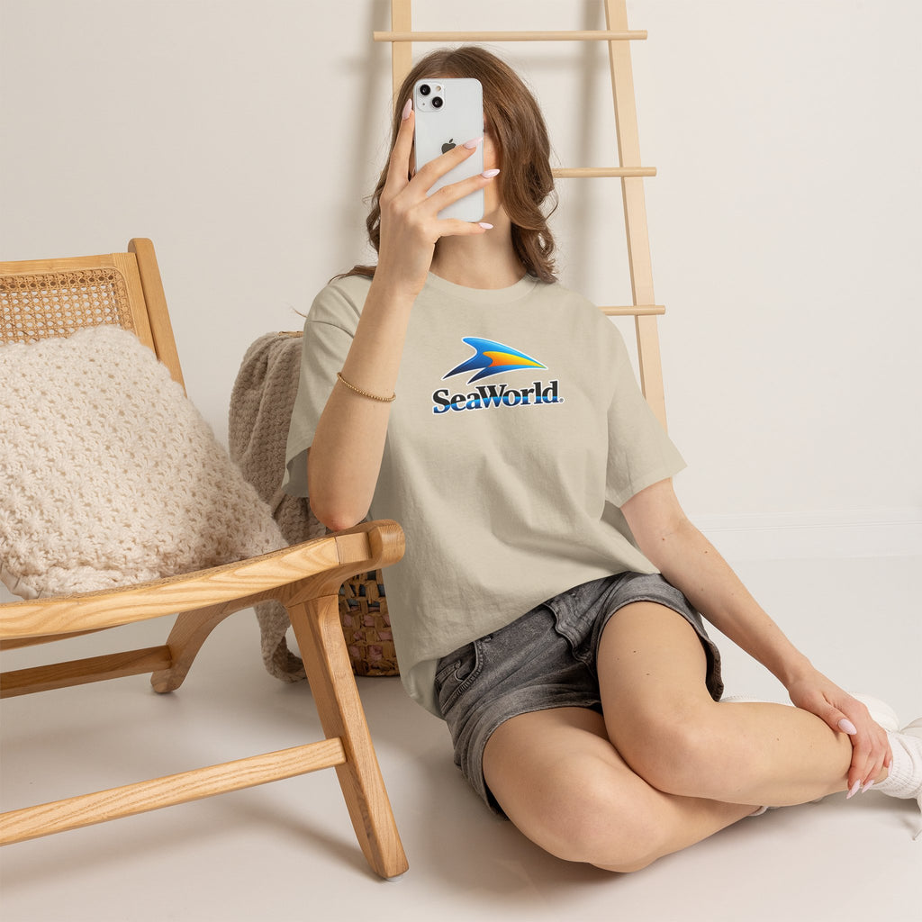 SeaWorld Logo T-Shirt — Classic Ocean Theme Tee