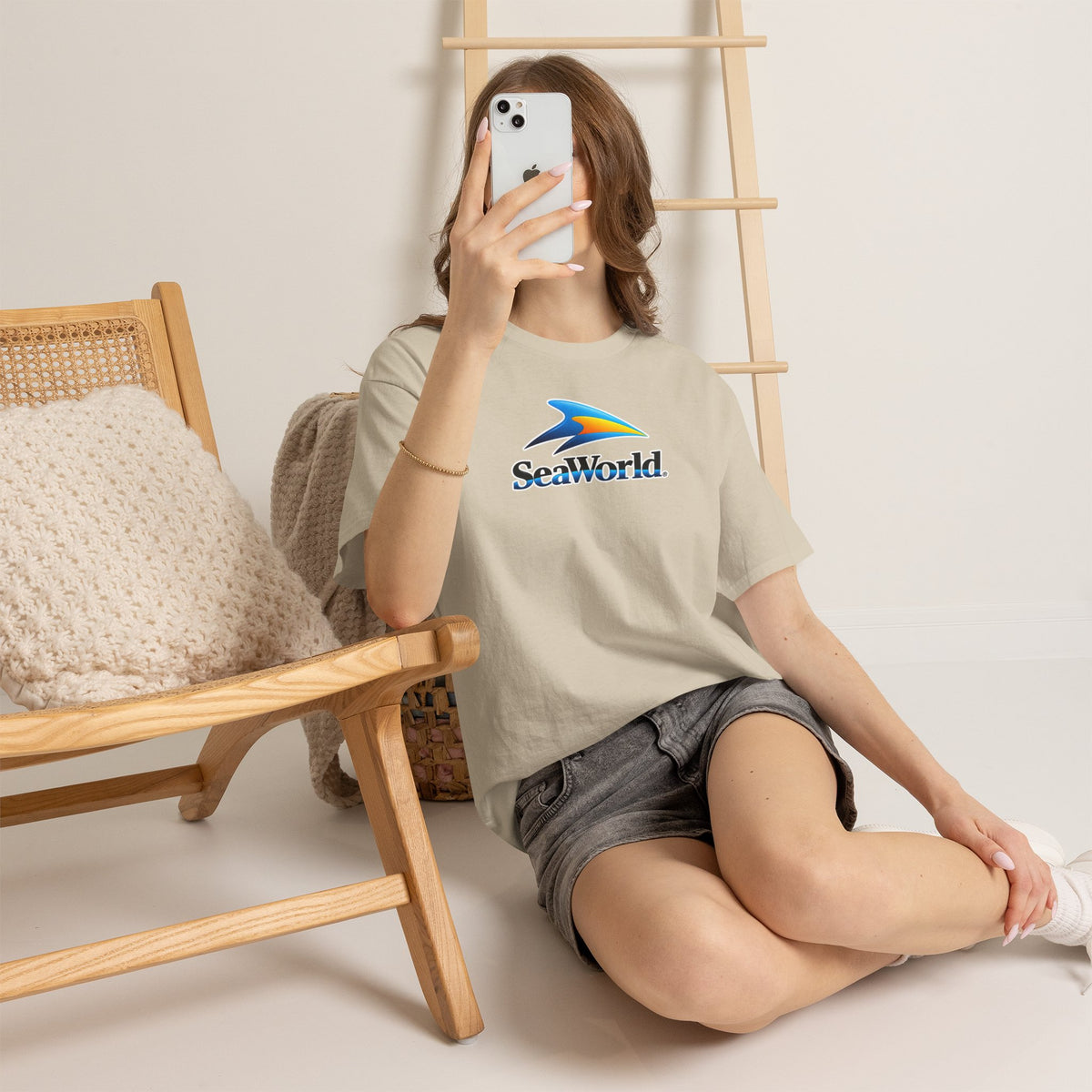 SeaWorld Logo T-Shirt — Classic Ocean Theme Tee
