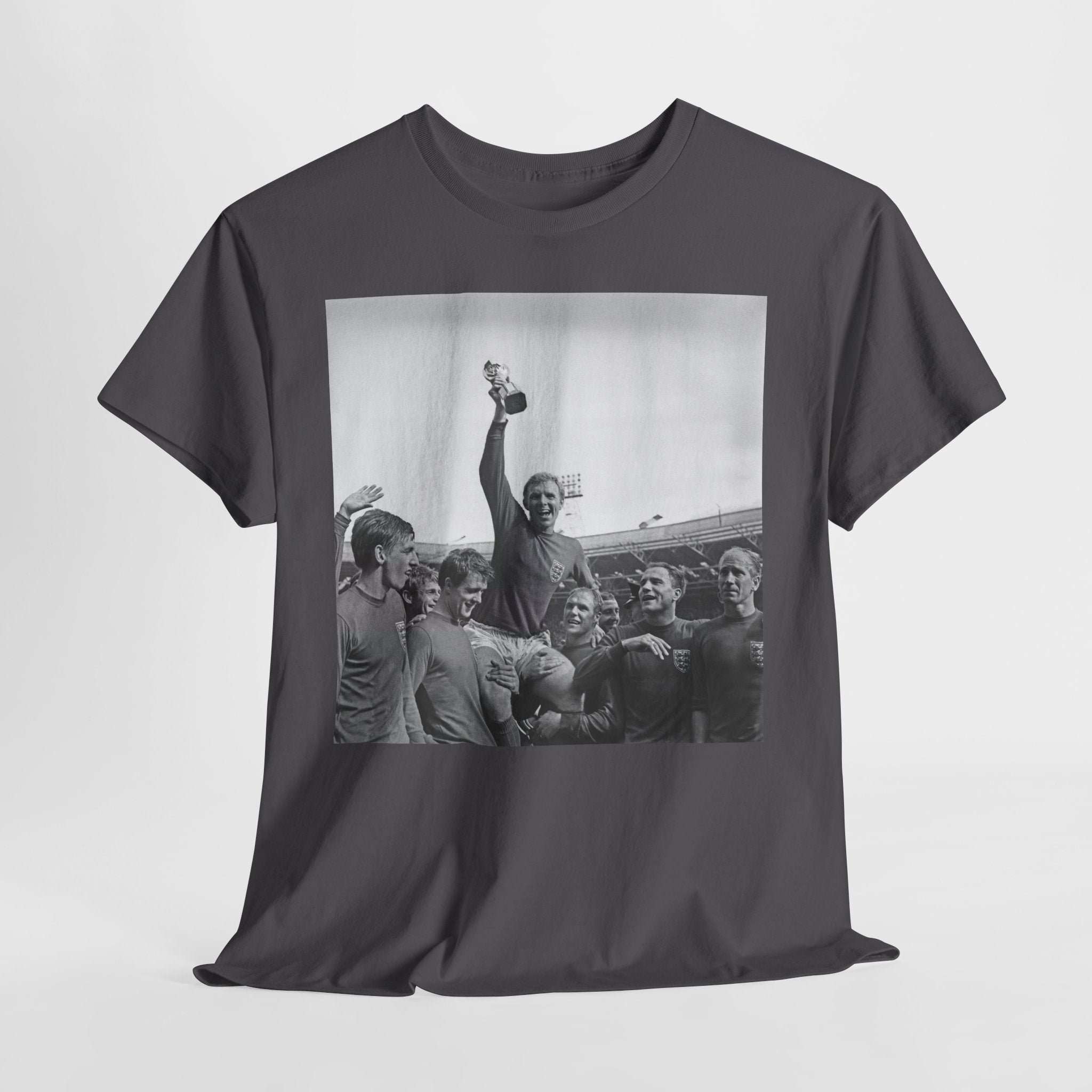 1966 World Cup Winners England Vintage Soccer Team Photo T-Shirt
