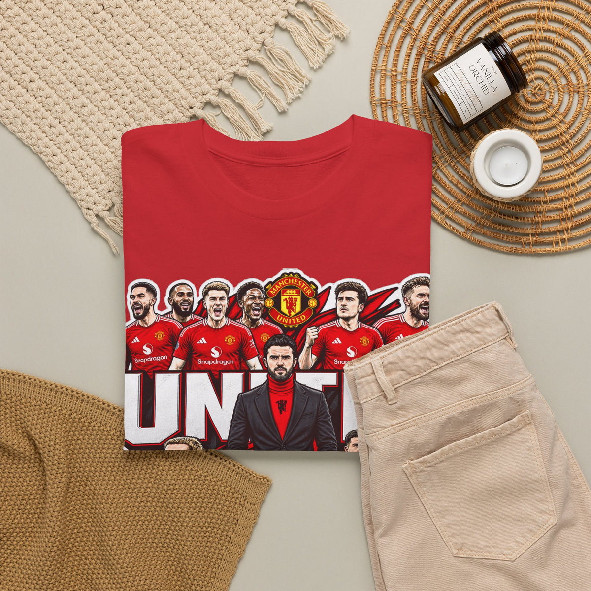 Manchester United Squad Graphic Tee — "UNITED" Football Fans T-Shirt