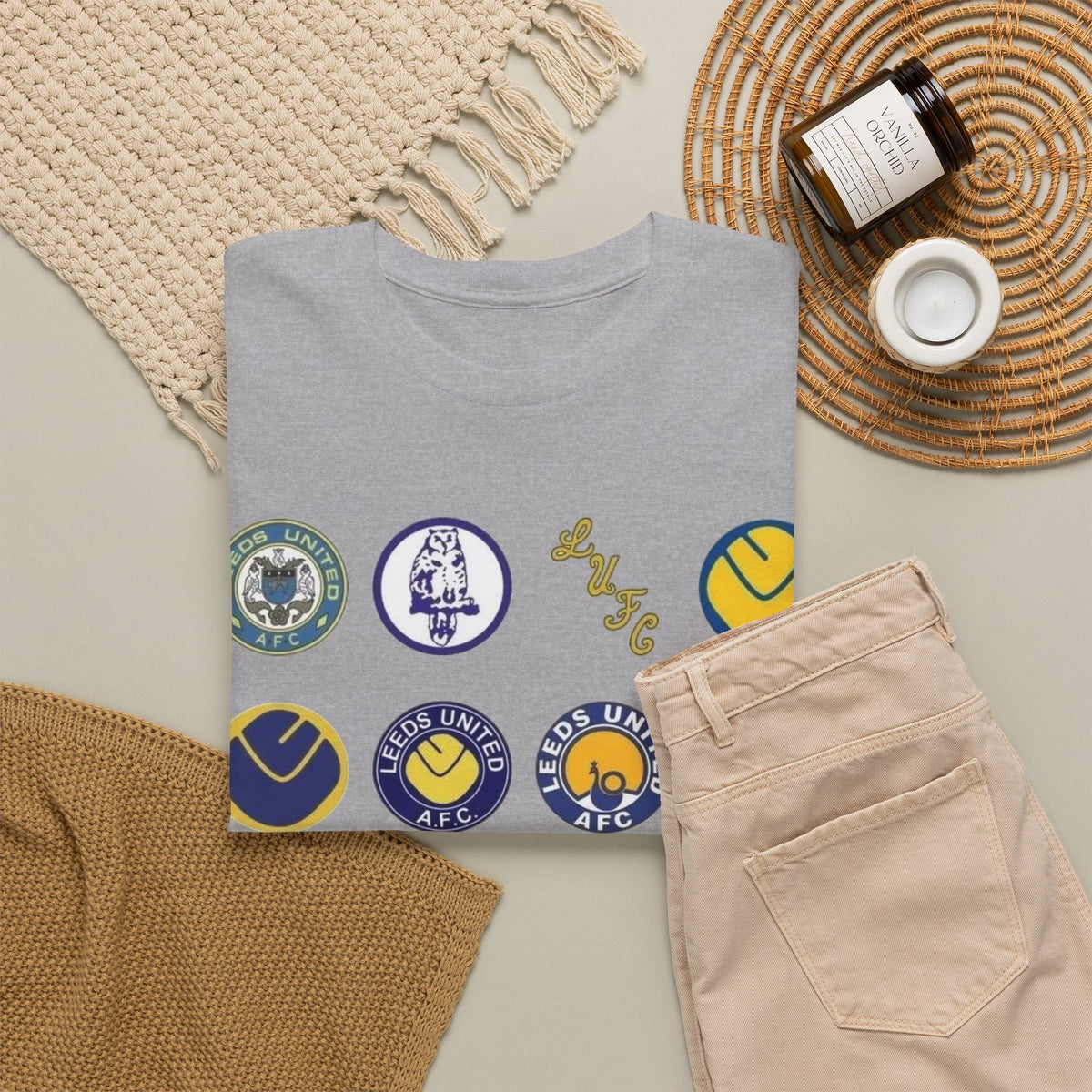 Leeds United Retro Crest Cotton T-Shirt — Vintage Football Club Emblem Tee