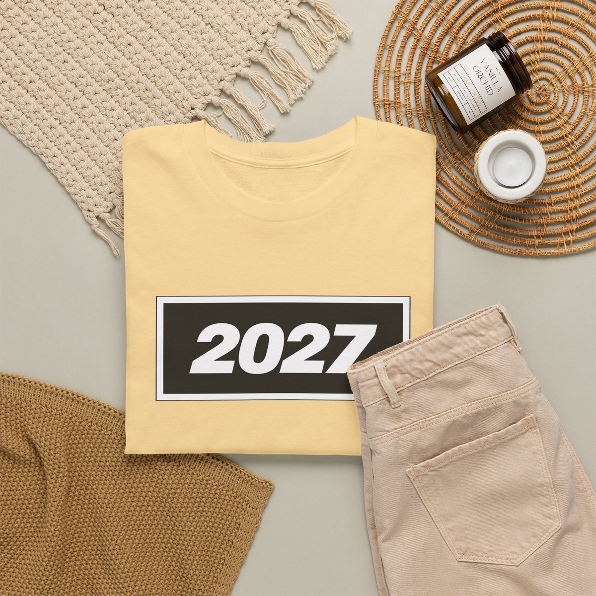 Oasis Inspired 2027 Graphic Tee — Minimal Year Rectangle T‑Shirt for New Year Celebrations