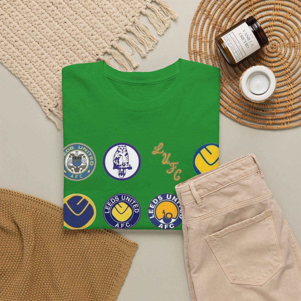 Leeds United Retro Crest Cotton T-Shirt — Vintage Football Club Emblem Tee