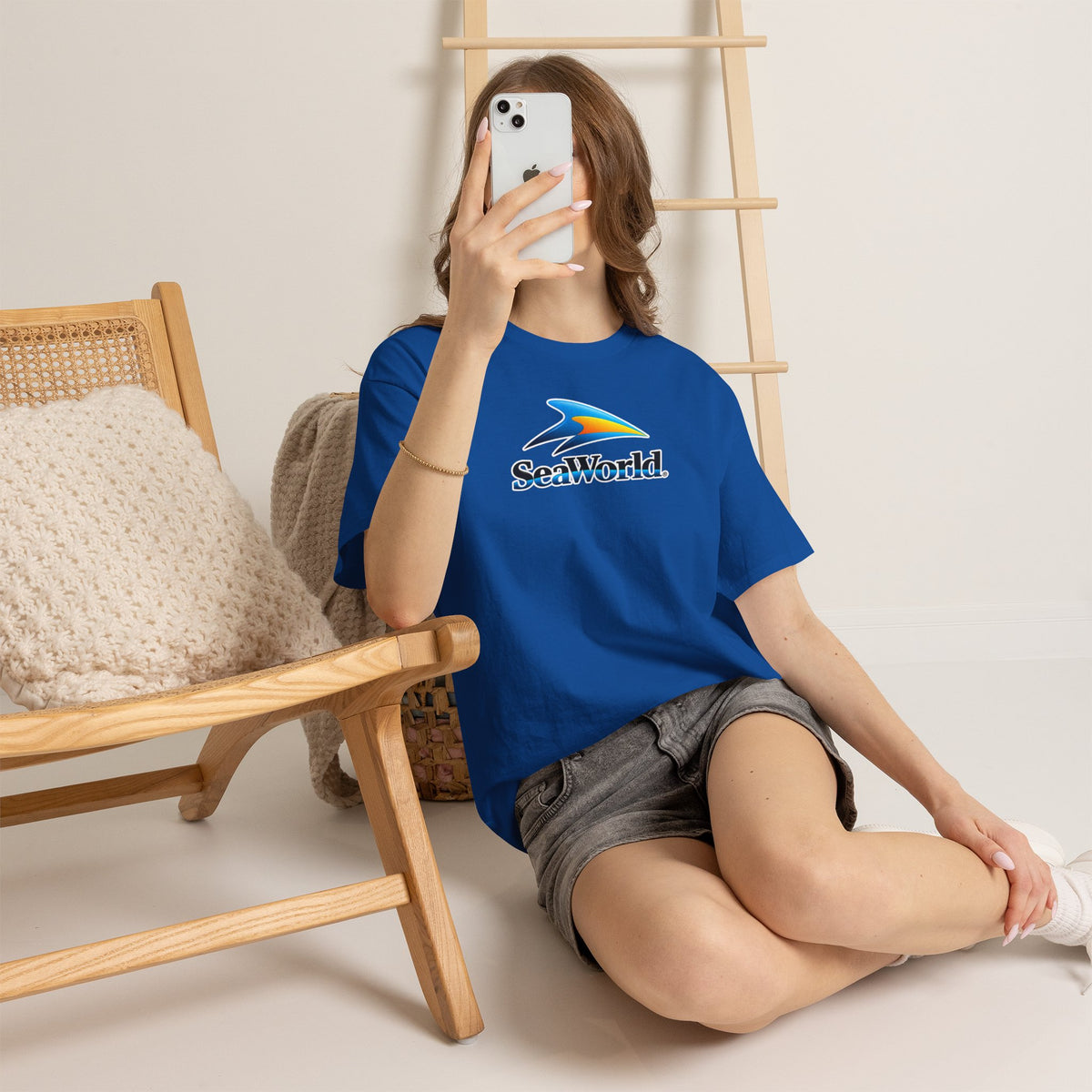 SeaWorld Logo T-Shirt — Classic Ocean Theme Tee