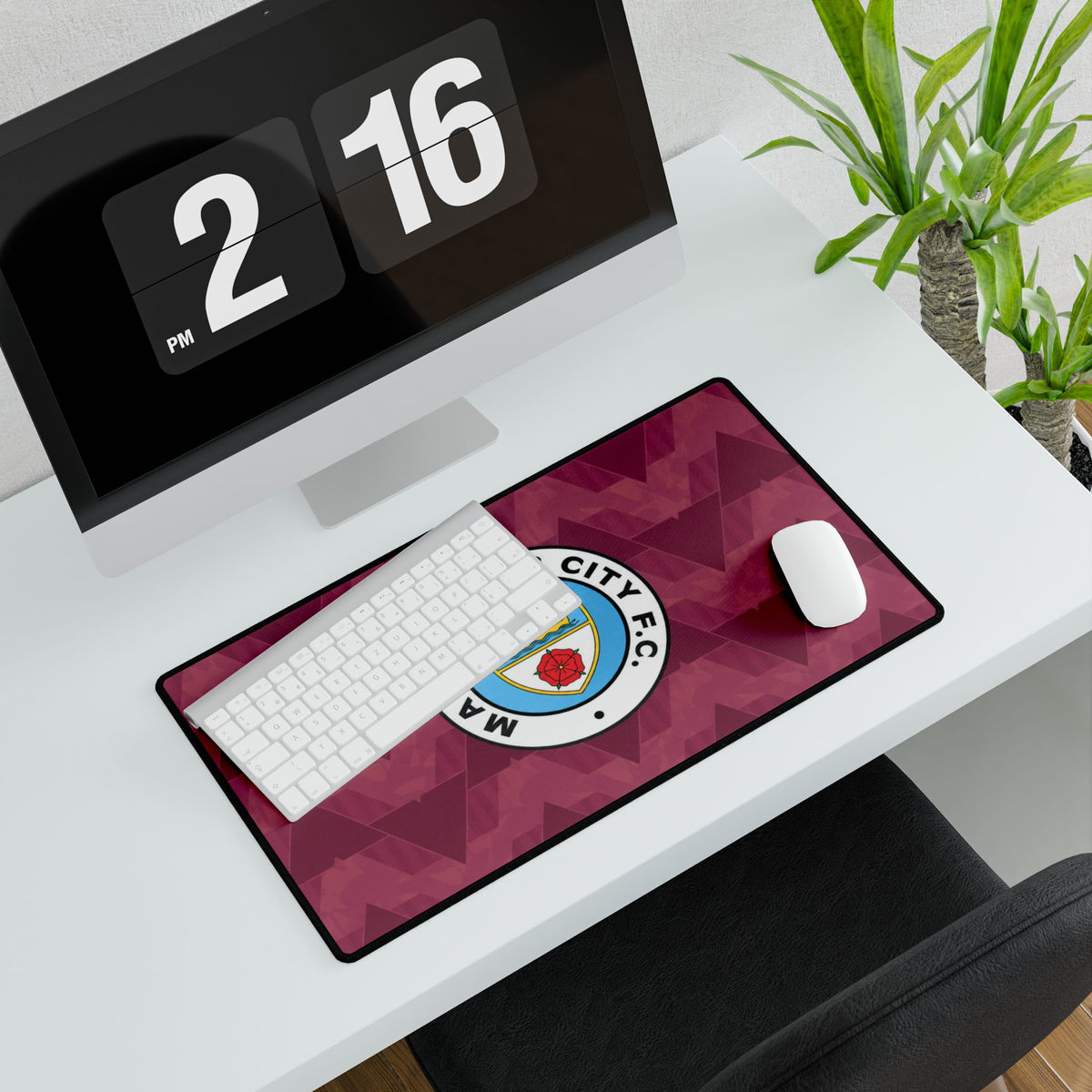 Manchester City REtro Shirt / Crest Desk Mat — Burgundy Football Gaming Mousepad