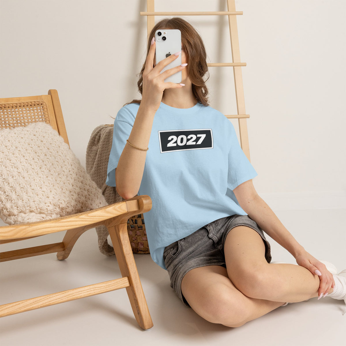 Oasis Inspired 2027 Graphic Tee — Minimal Year Rectangle T‑Shirt for New Year Celebrations