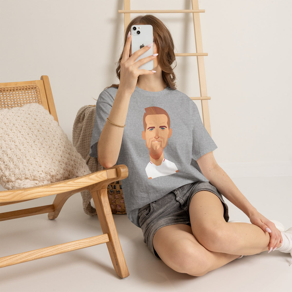 Harry Kane England Caricature Portrait Tee — Minimal Male Face Graphic Cotton T-Shirt