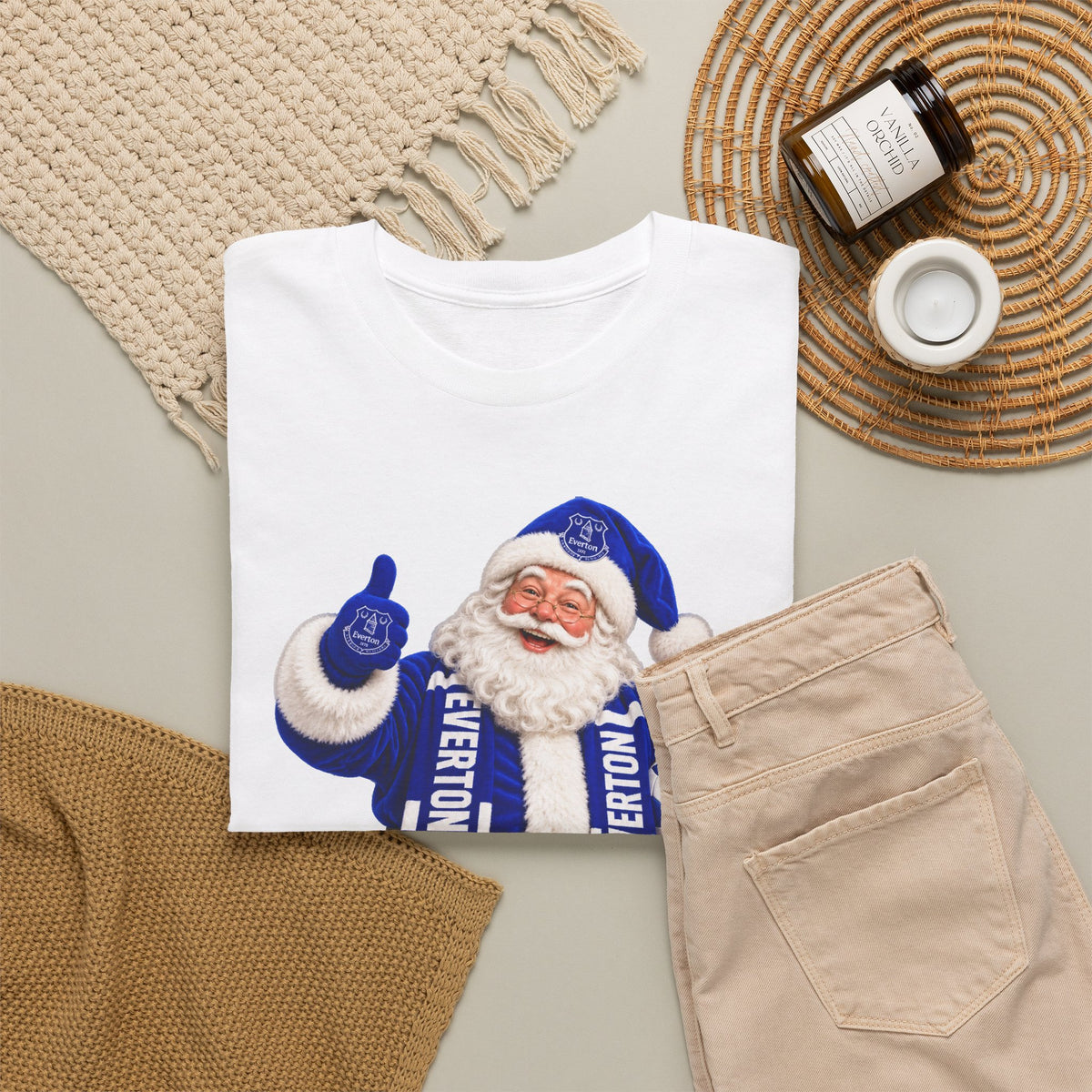 Everton Santa Scarf Christmas Tee - Holiday Vintage Santa T-Shirt