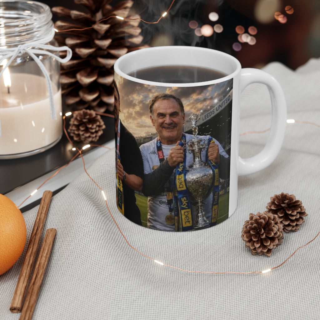 Leeds United Managers Photo Mug – Vintage Trophy Team Ceramic Coffee Cup (11oz, 15oz)