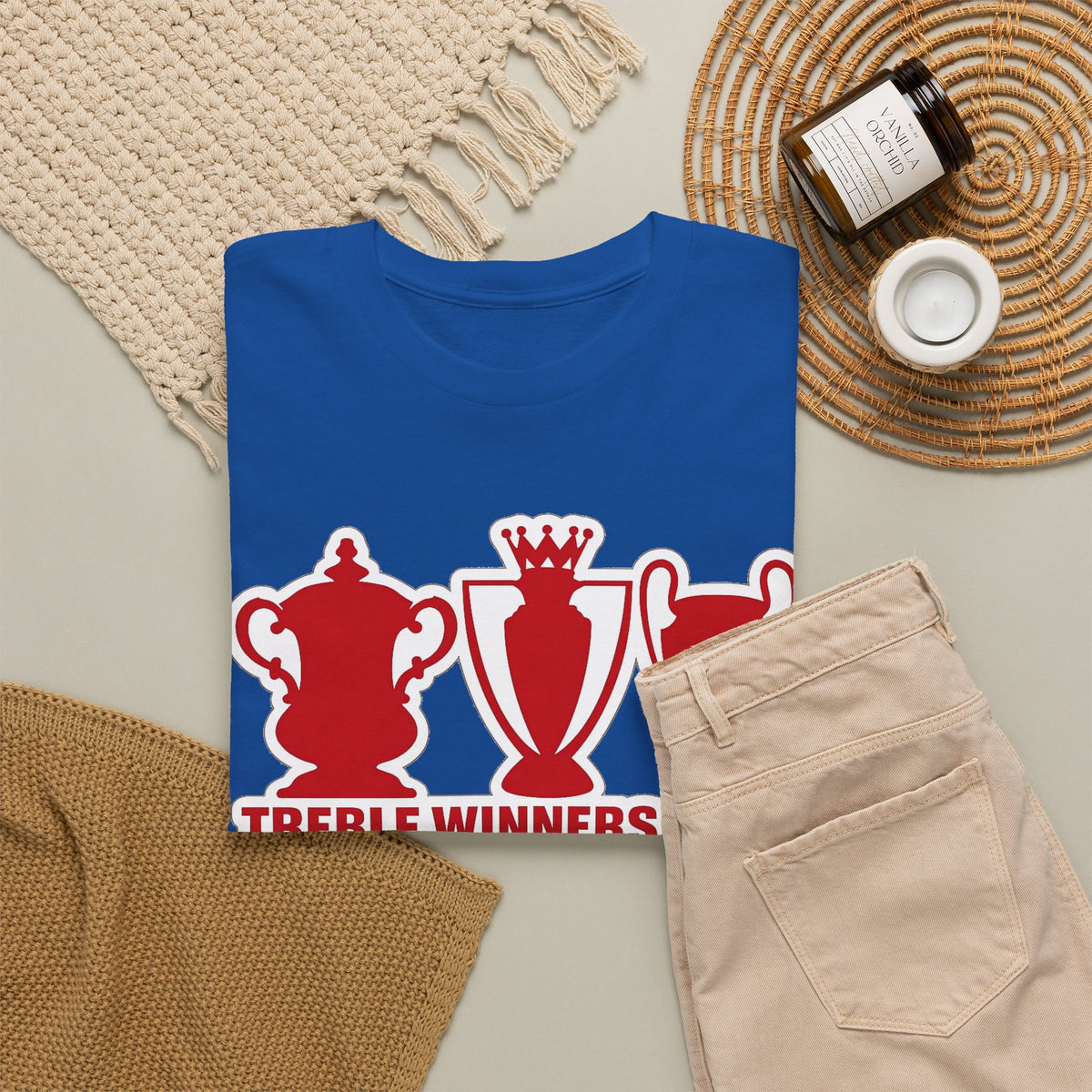 Manchester United Treble Winners 1999 Trophy Graphic Cotton T-Shirt