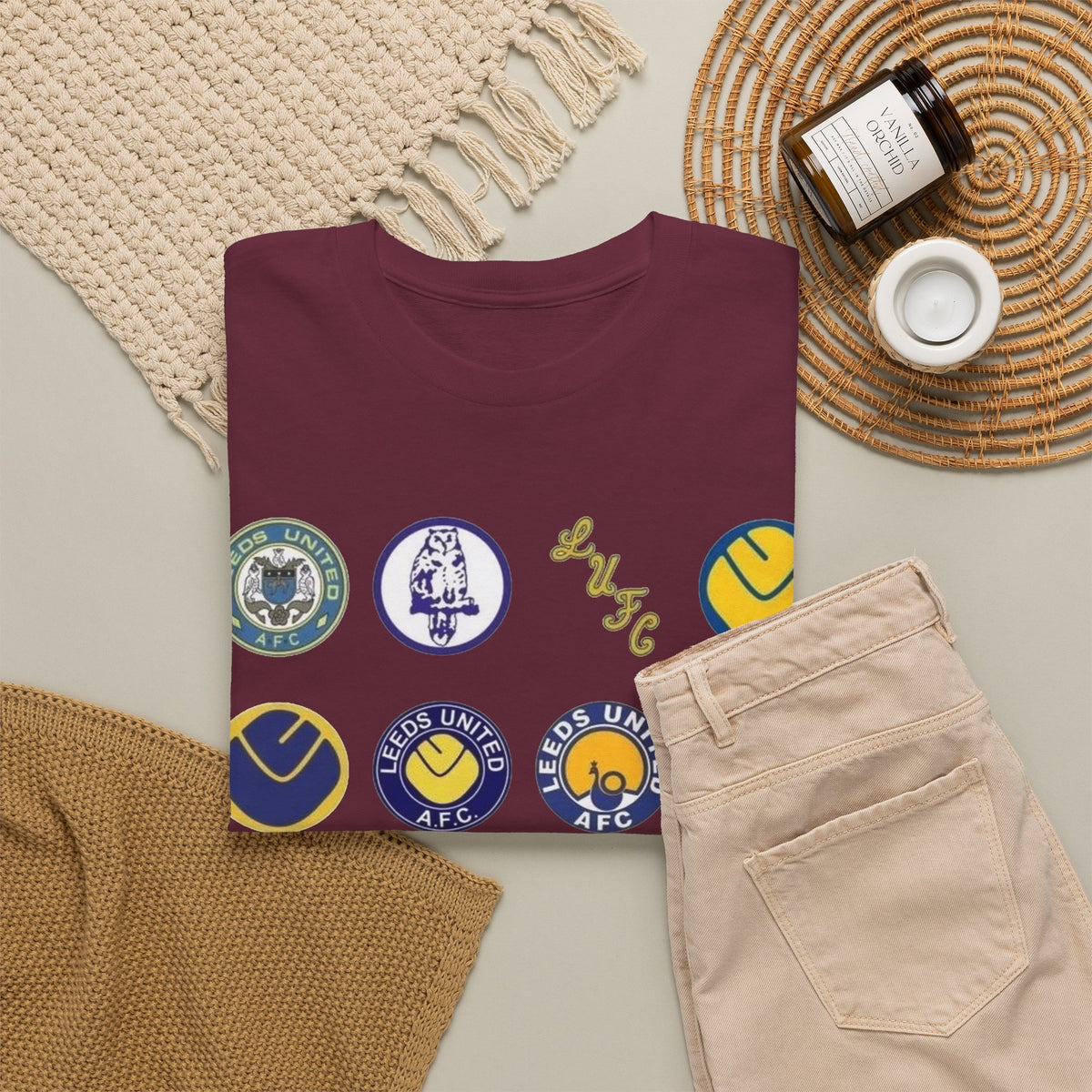 Leeds United Retro Crest Cotton T-Shirt — Vintage Football Club Emblem Tee