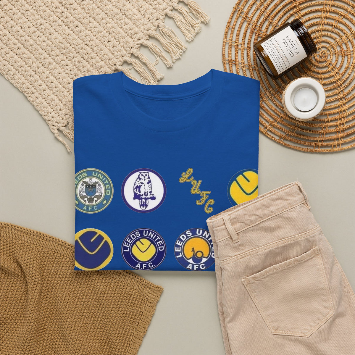 Leeds United Retro Crest Cotton T-Shirt — Vintage Football Club Emblem Tee