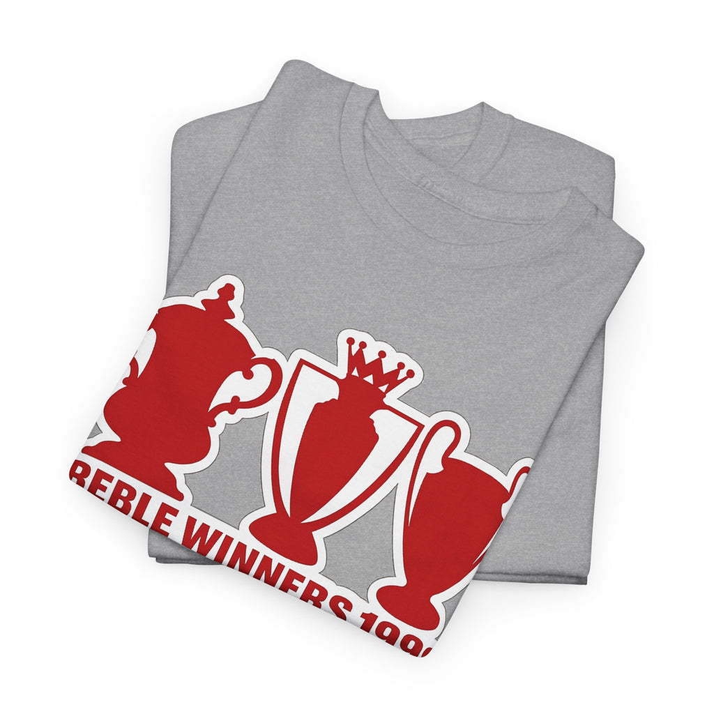 Manchester United Treble Winners 1999 Trophy Graphic Cotton T-Shirt