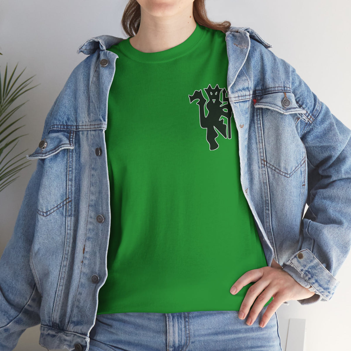 Manchester United Devil Cotton T-Shirt – Retro Trident Football Crest Tee