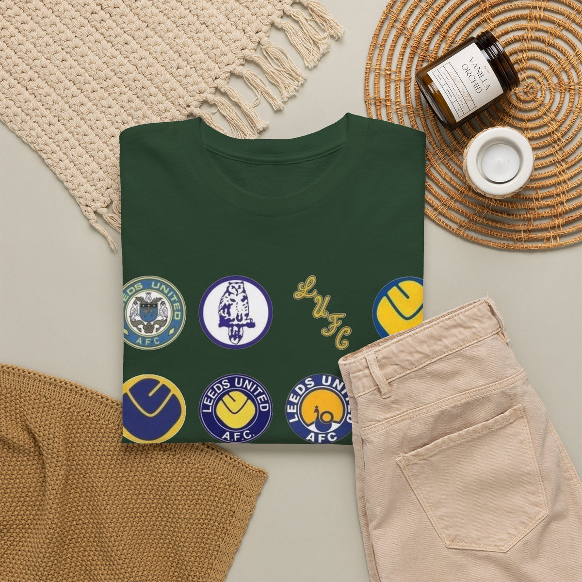 Leeds United Retro Crest Cotton T-Shirt — Vintage Football Club Emblem Tee