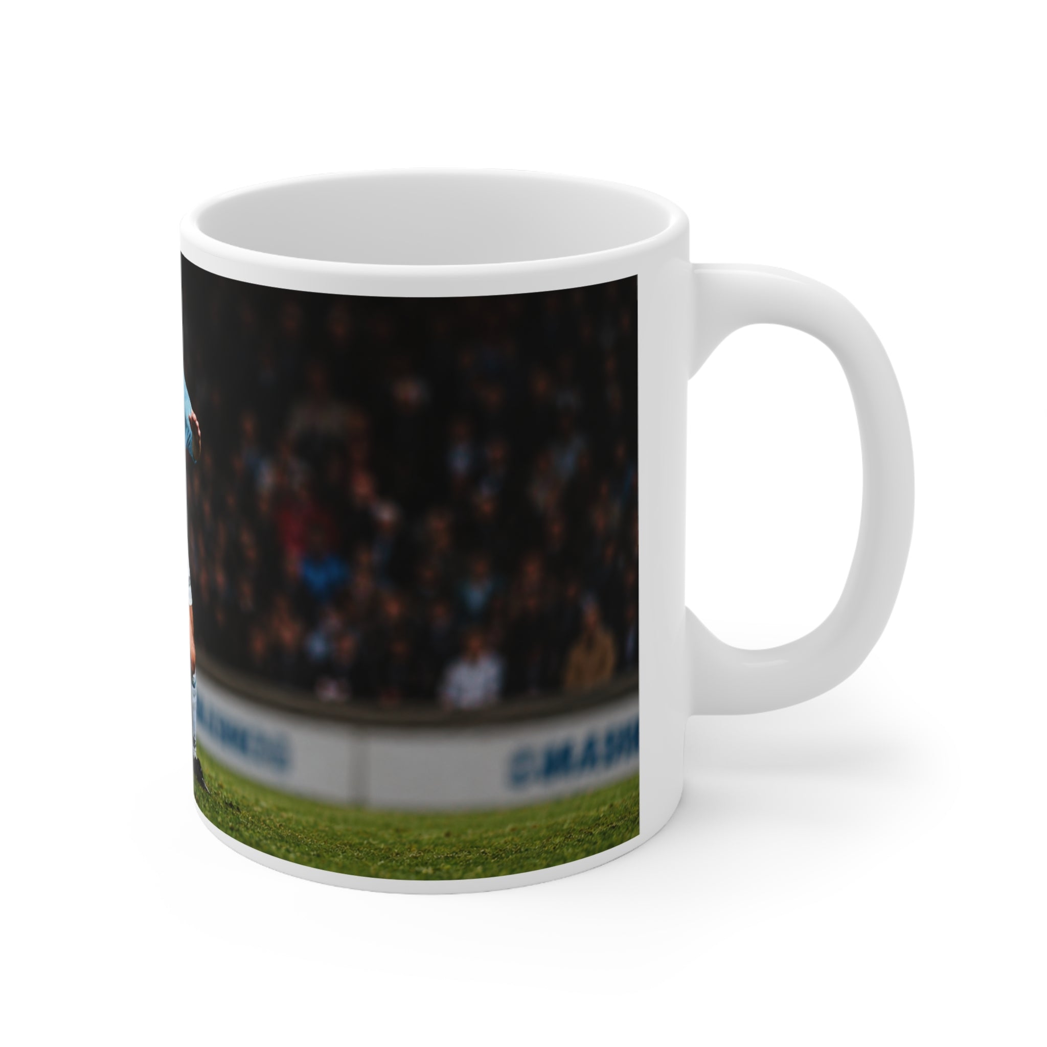 Georgi Kinkladze Manchester City Legend Ceramic Mug — Vintage Blue Kit Football Coffee Cup (11oz/15oz)