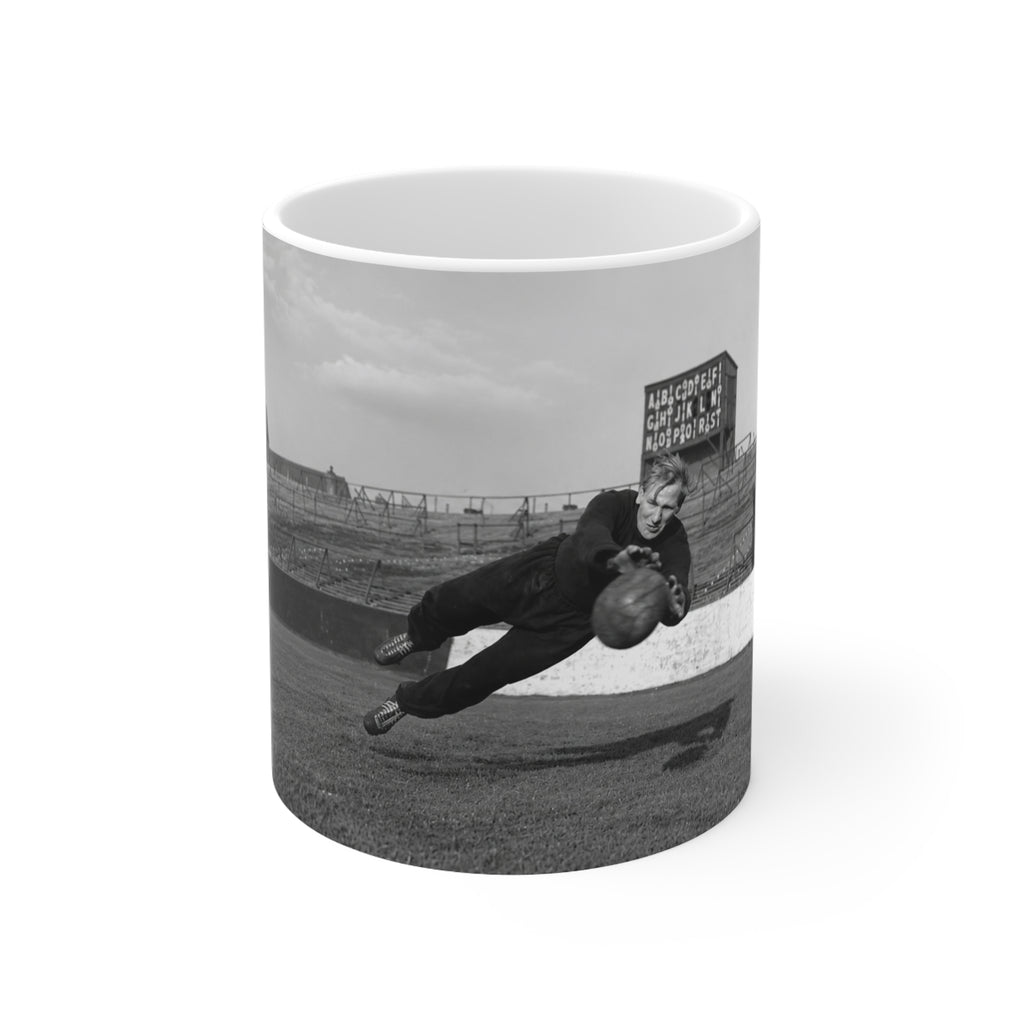 Bert Trautmann Manchester City Legend Goalkeeper Photo Ceramic Coffee Mug — Retro Sports 11oz & 15oz