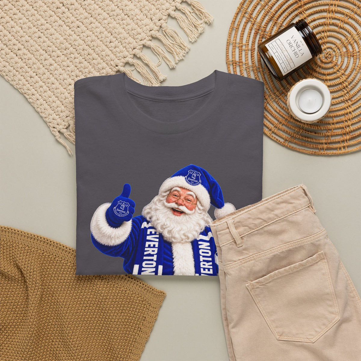 Everton Santa Scarf Christmas Tee - Holiday Vintage Santa T-Shirt