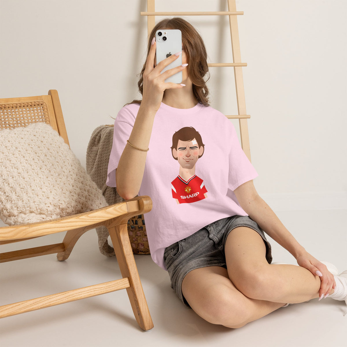 Bryan Robson Manchester United Legend Portrait Cotton T-Shirt