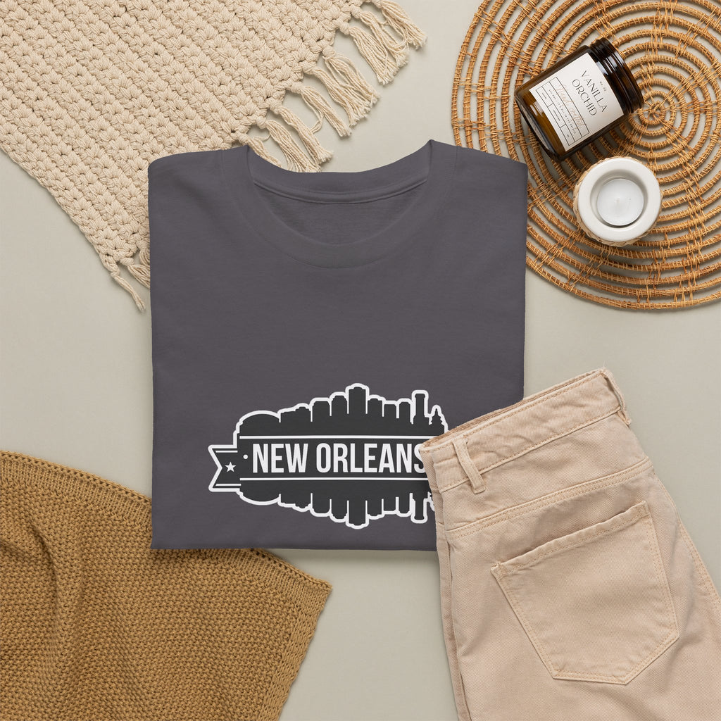 New Orleans Skyline T-Shirt – Retro Badge Cityscape Tee