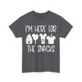 I'm here for the snacks Unisex Heavy Cotton Tee
