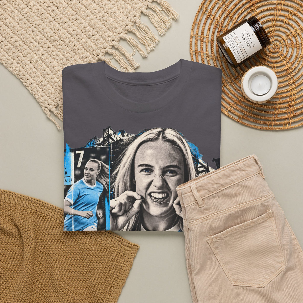 Beth Mead Unisex Heavy Cotton Tee