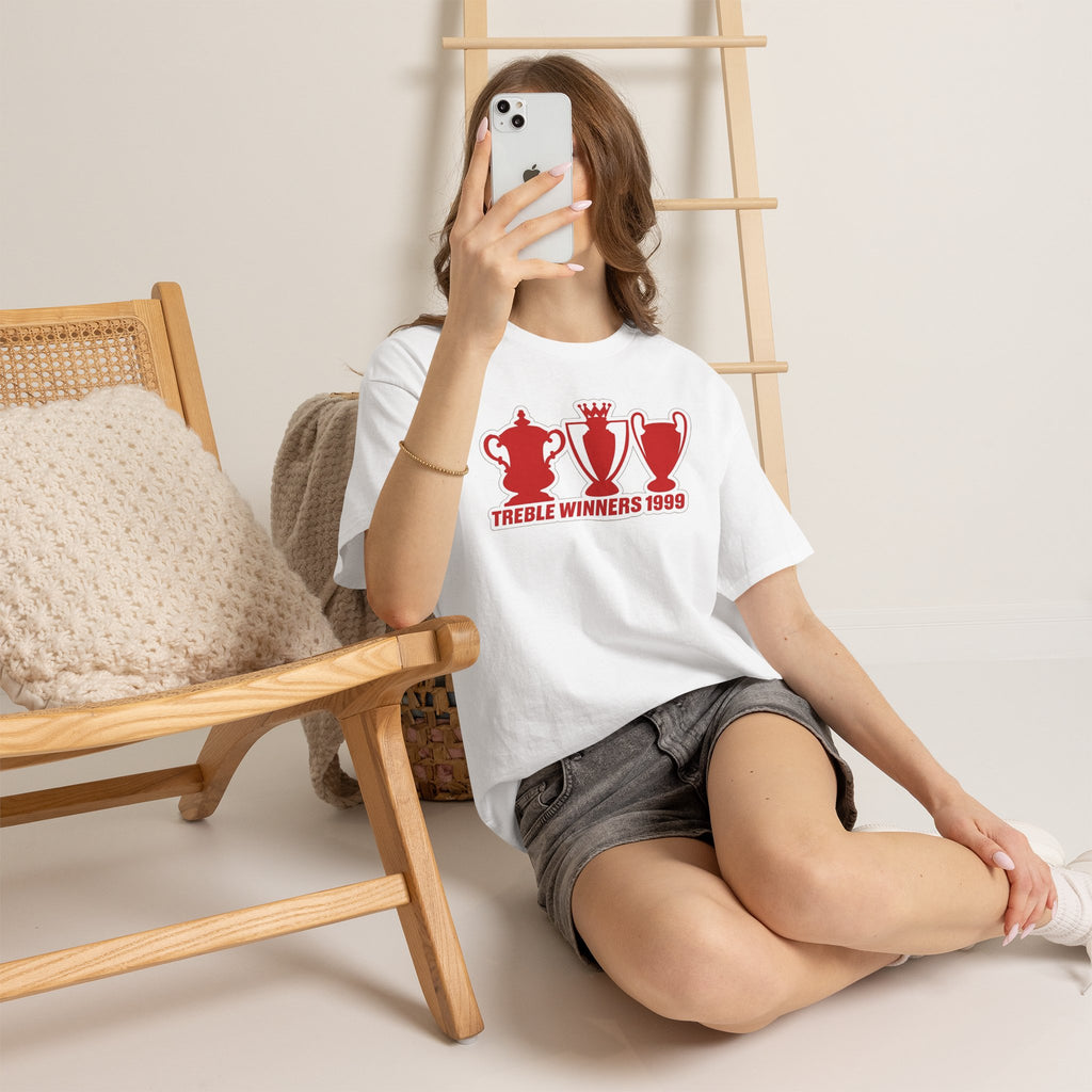Manchester United Treble Winners 1999 Trophy Graphic Cotton T-Shirt
