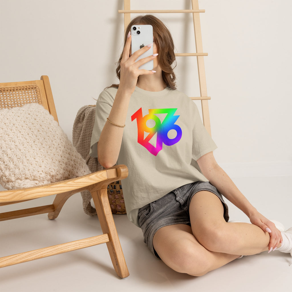 1976 Collection Rainbow Retro Tee / Cotton T-Shirt