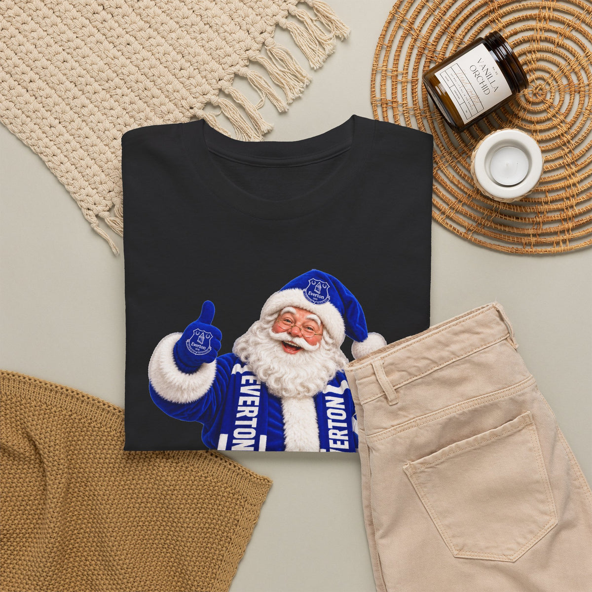Everton Santa Scarf Christmas Tee - Holiday Vintage Santa T-Shirt