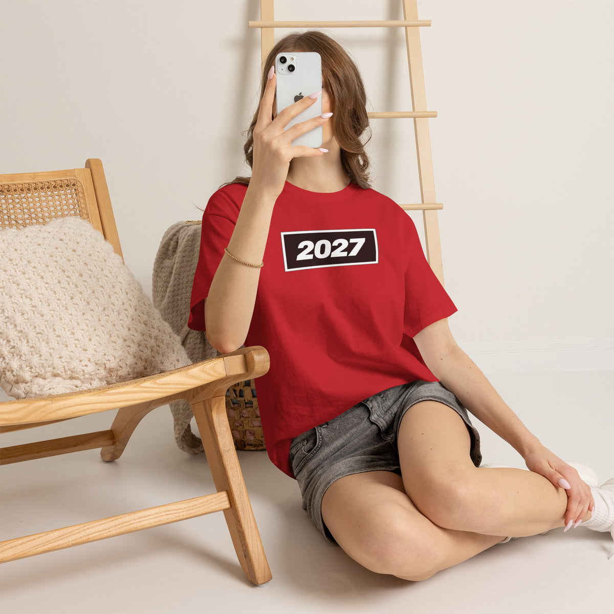 Oasis Inspired 2027 Graphic Tee — Minimal Year Rectangle T‑Shirt for New Year Celebrations