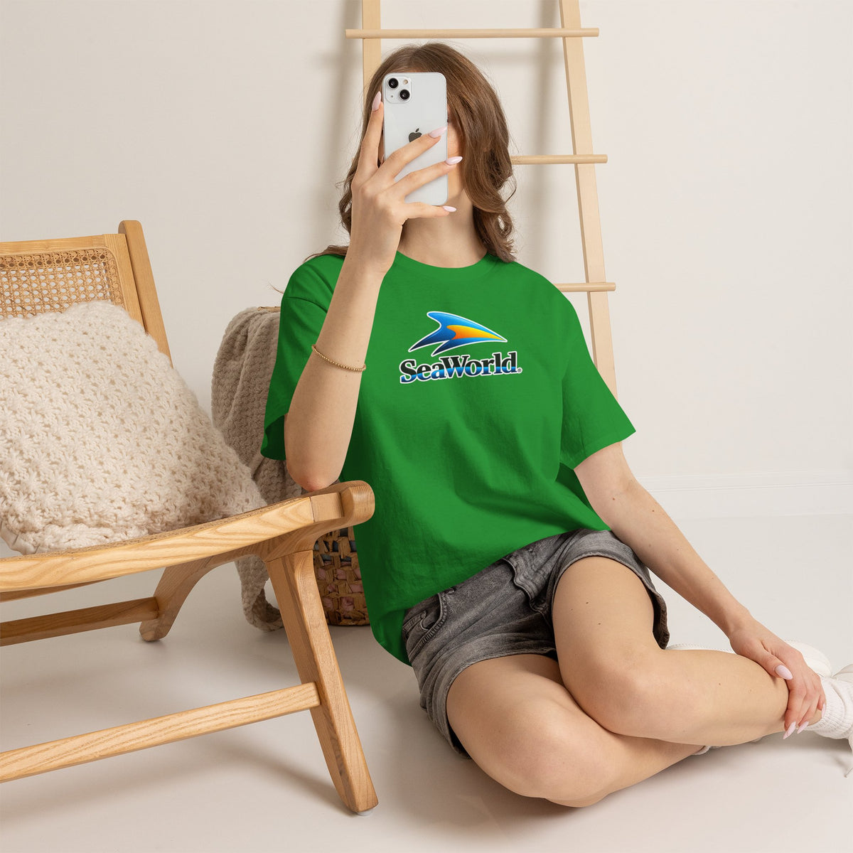 SeaWorld Logo T-Shirt — Classic Ocean Theme Tee