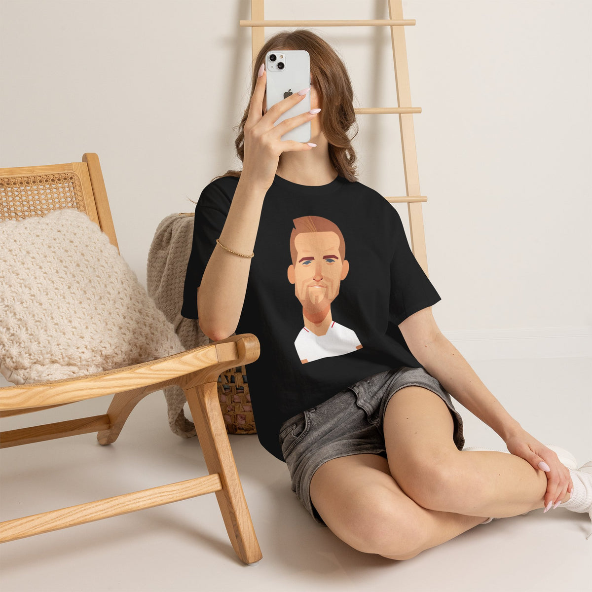 Harry Kane England Caricature Portrait Tee — Minimal Male Face Graphic Cotton T-Shirt