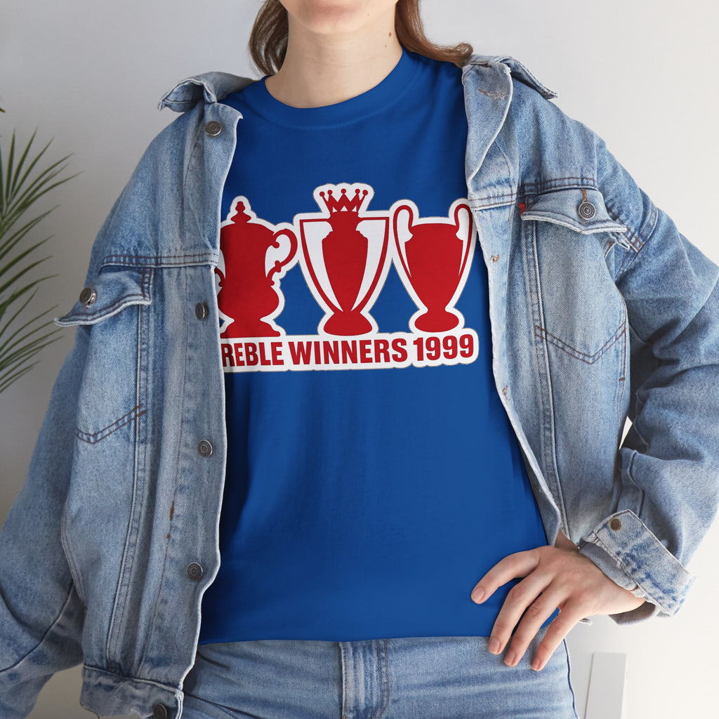 Manchester United Treble Winners 1999 Trophy Graphic Cotton T-Shirt
