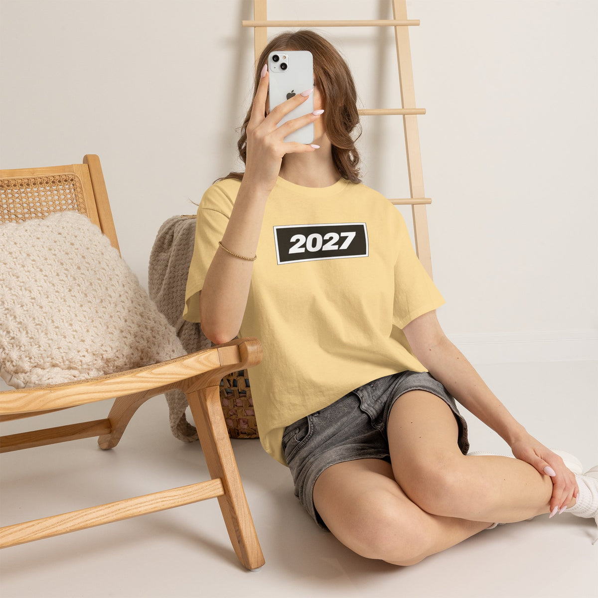 Oasis Inspired 2027 Graphic Tee — Minimal Year Rectangle T‑Shirt for New Year Celebrations