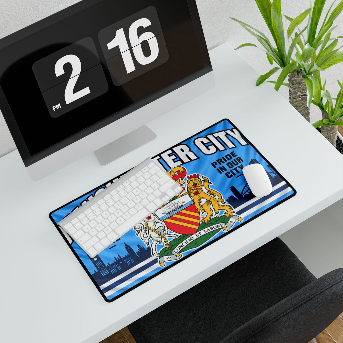 Manchester City Crest Desk Mat — Football Fan Gaming/Work Mousepad ("City Till I Die" / Pride in Our City)