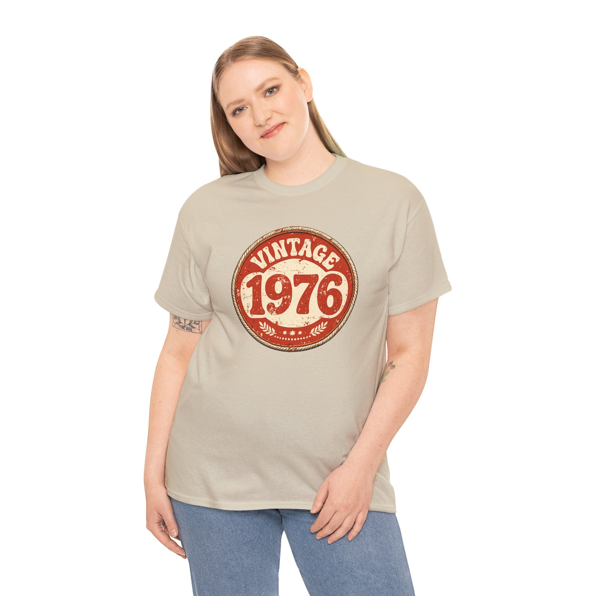 1976 Vintage Tee — Retro Birthday Shirt for 1976 Born
