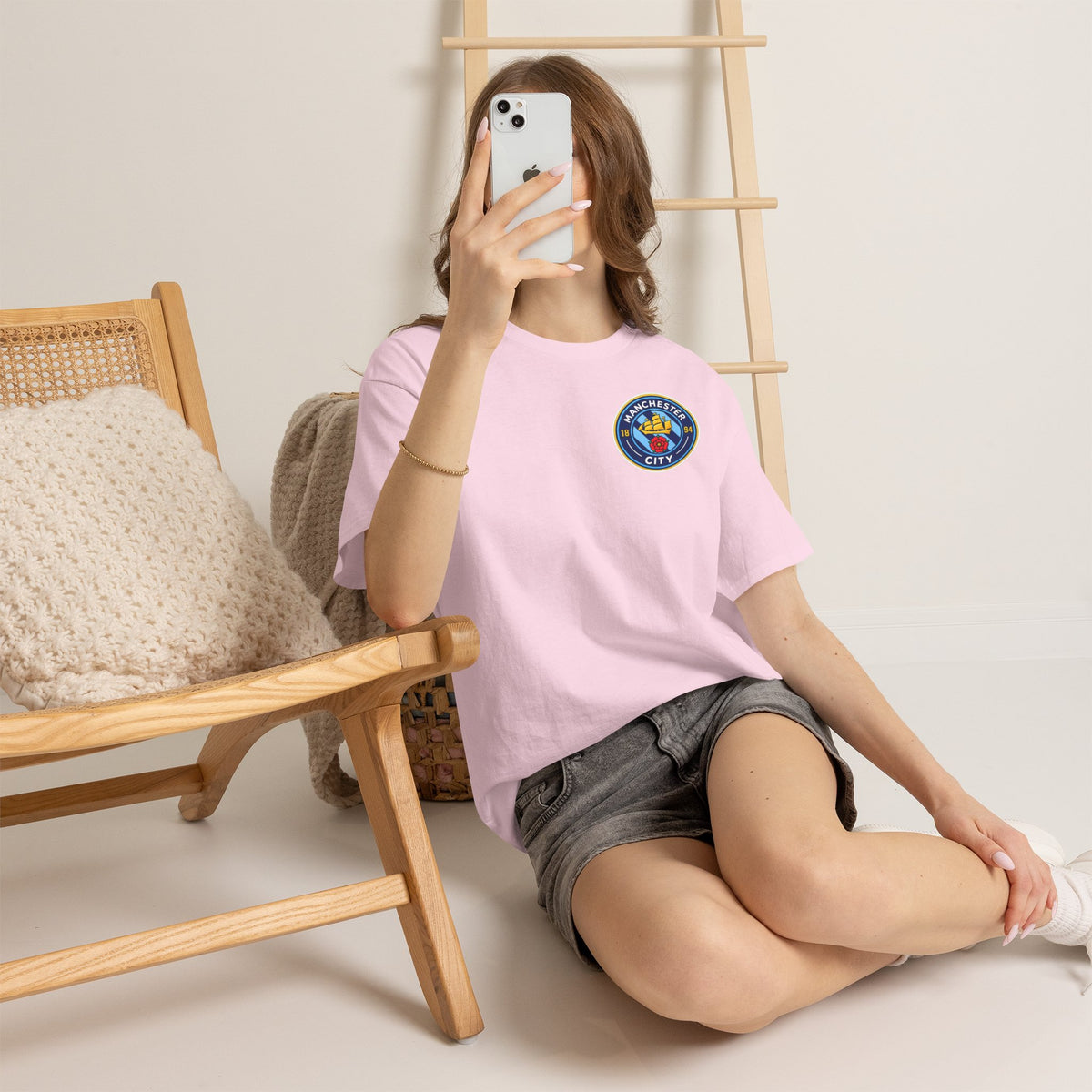 Manchester City Inspired Crest T‑Shirt – Circular Badge Chest Logo Tee