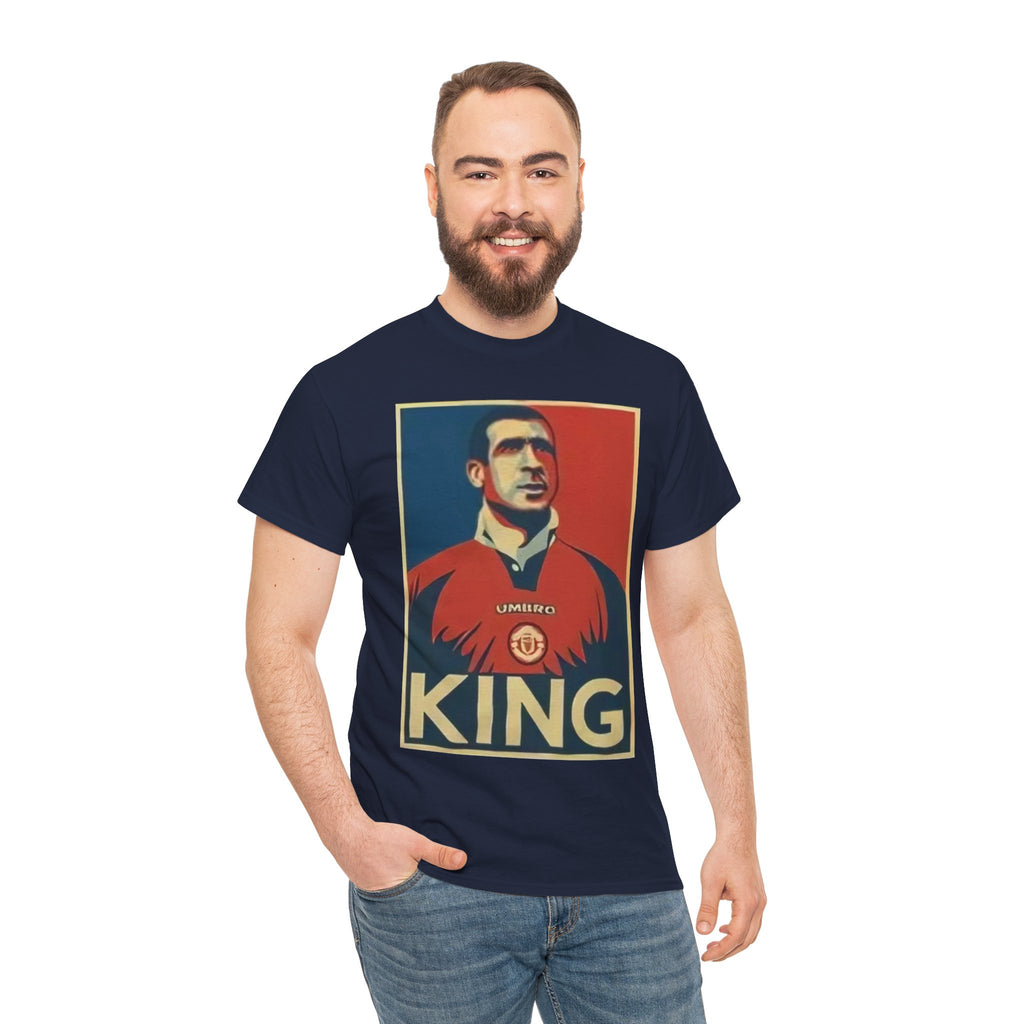 Eric Cantona King Manchester United Graphic Tee — Retro Sports Poster Football Shirt