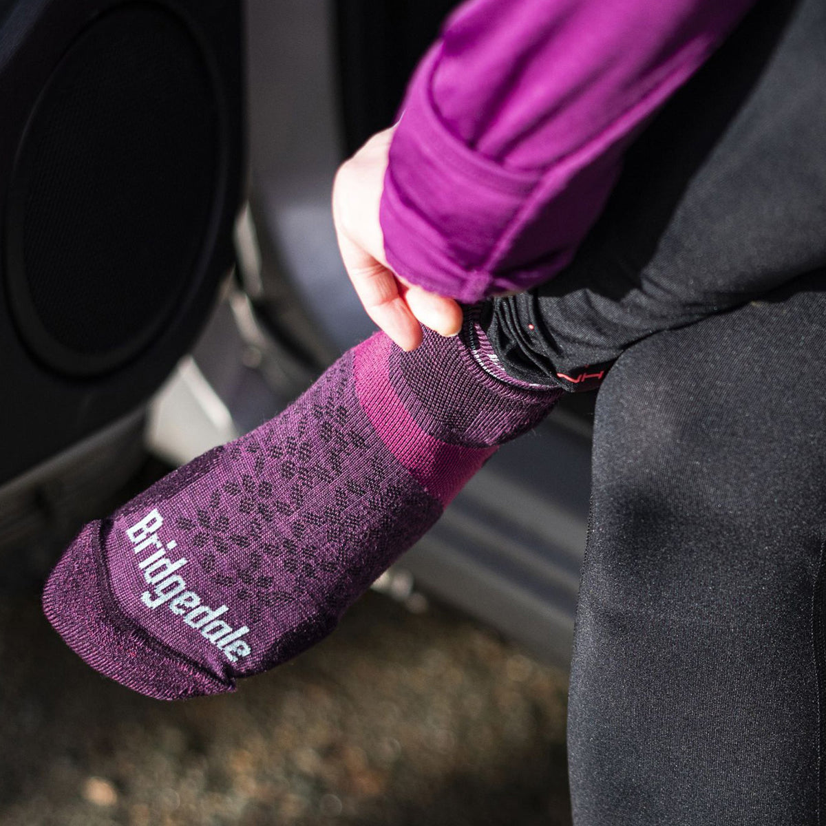 1 Pack Ladies Trail Lightweight T2 Merino Wool 3/4 Sport Socks