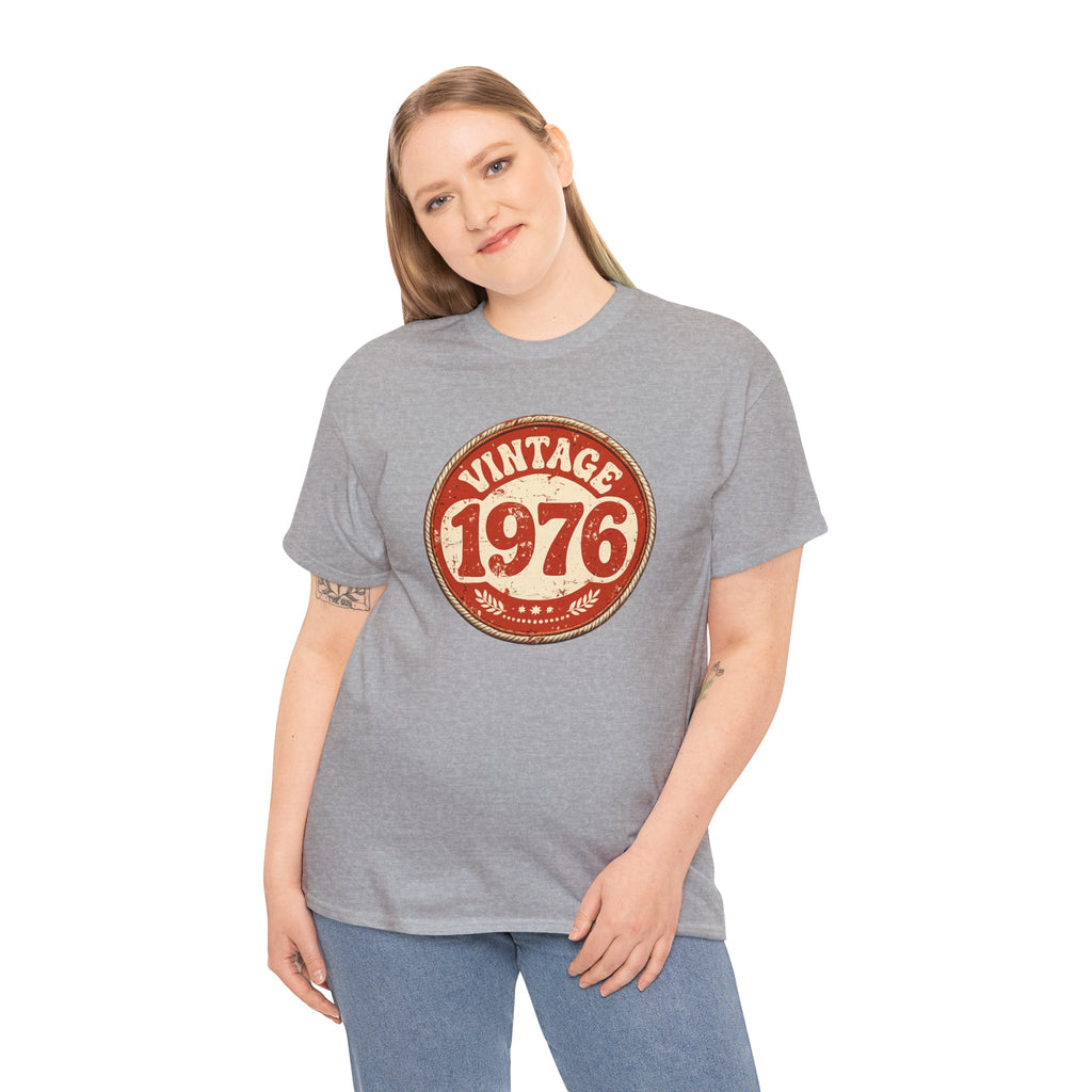1976 Vintage Tee — Retro Birthday Shirt for 1976 Born