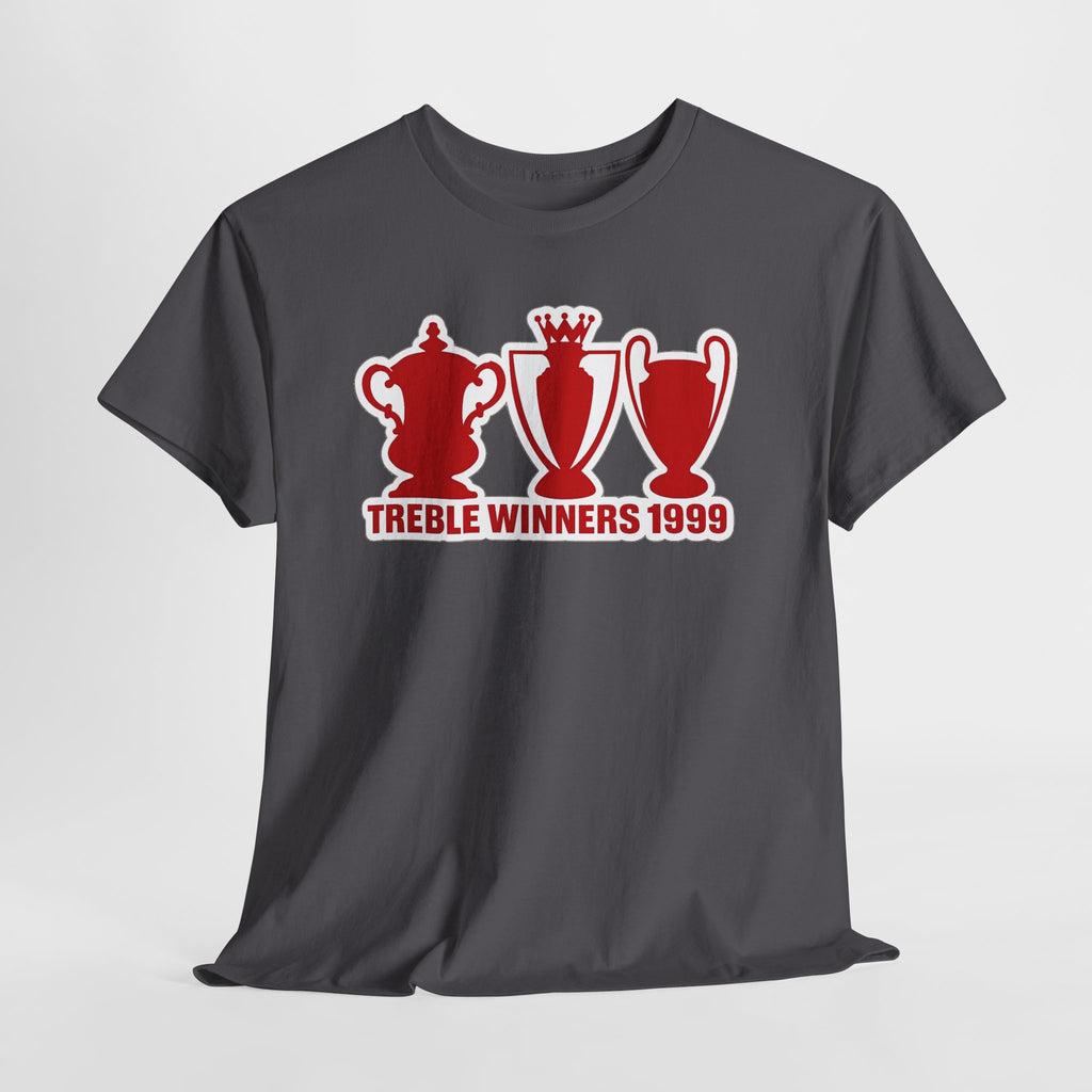 Manchester United Treble Winners 1999 Trophy Graphic Cotton T-Shirt